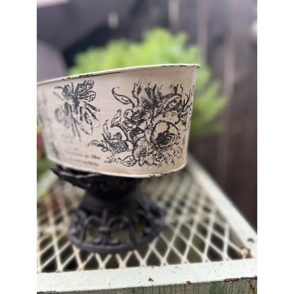 French country tin/ garden pot/ rustic stamped / rose toile